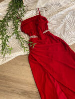 فستان احمر طويل انيق من أليان