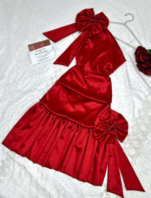 فستان احمر أنيق من متجر Alyanksa