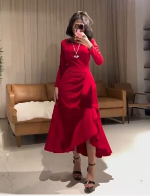 فستان احمر انيق من متجر Alyan