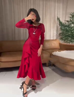 فستان احمر انيق من متجر Alyan